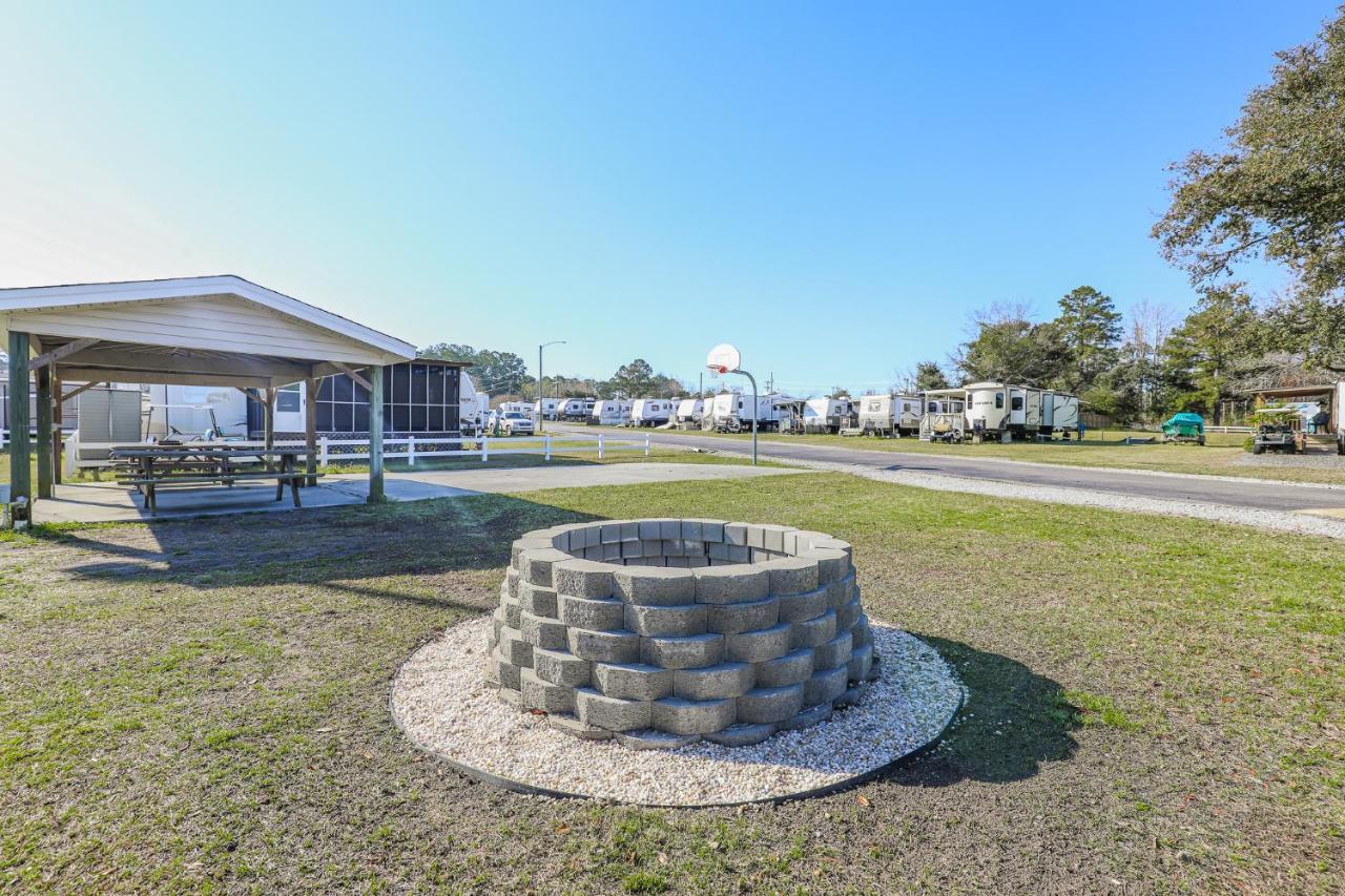 Model Home Near Camp Lejeune With Water View Sneads Ferry 外观 照片